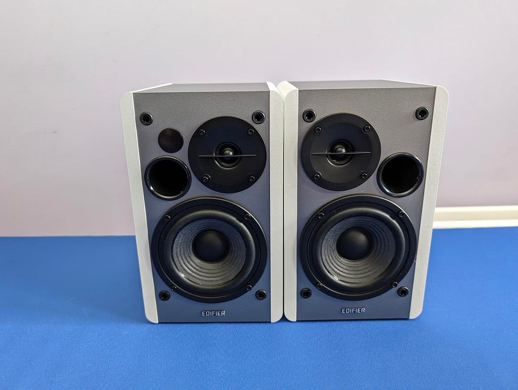 EDIFIER R1280DB Powerful Bookshelf Speakers with front covers off