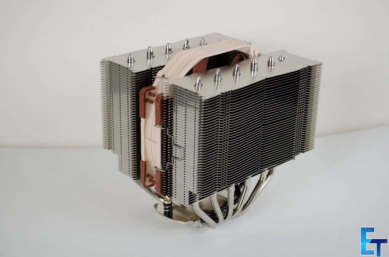 Noctua-NHD15S-CPU-Cooler-Review_5