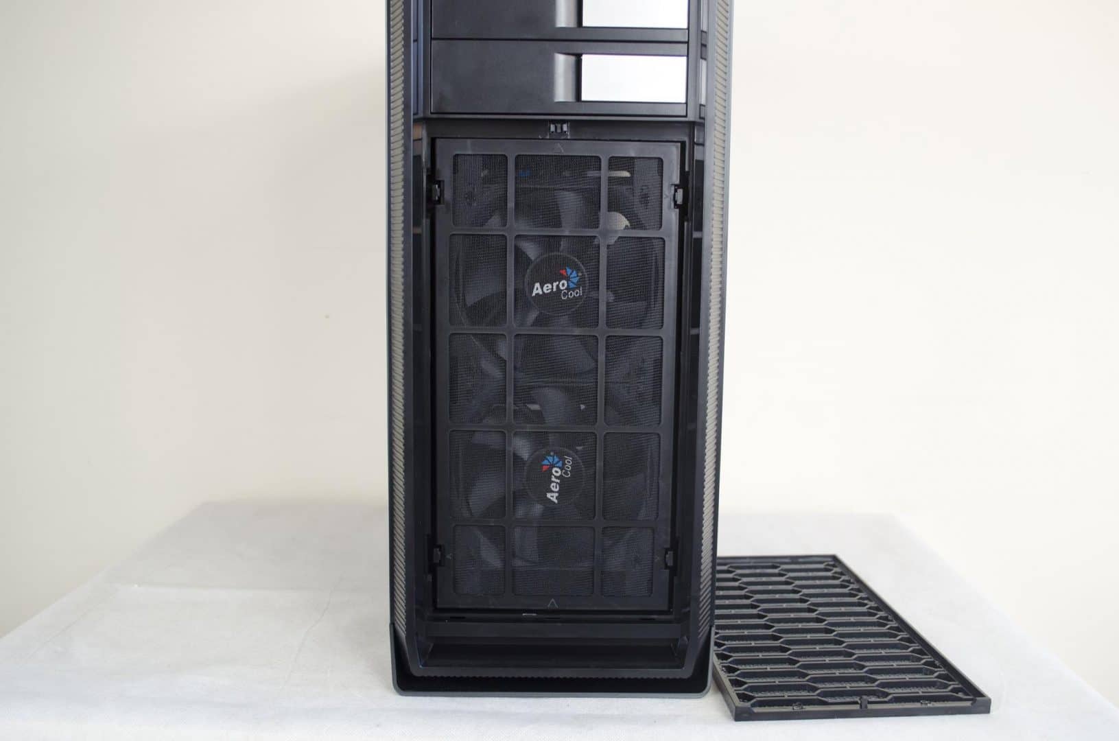 Aerocool Aero 1000 PC case_8