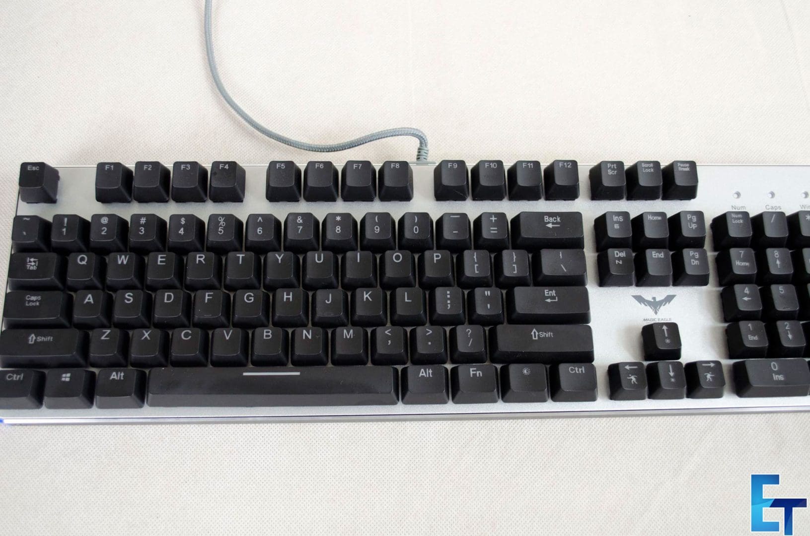 HAVIT-HV-KB366L-RGB-Backlit-Wired-Mechanical-Keyboard-review_3