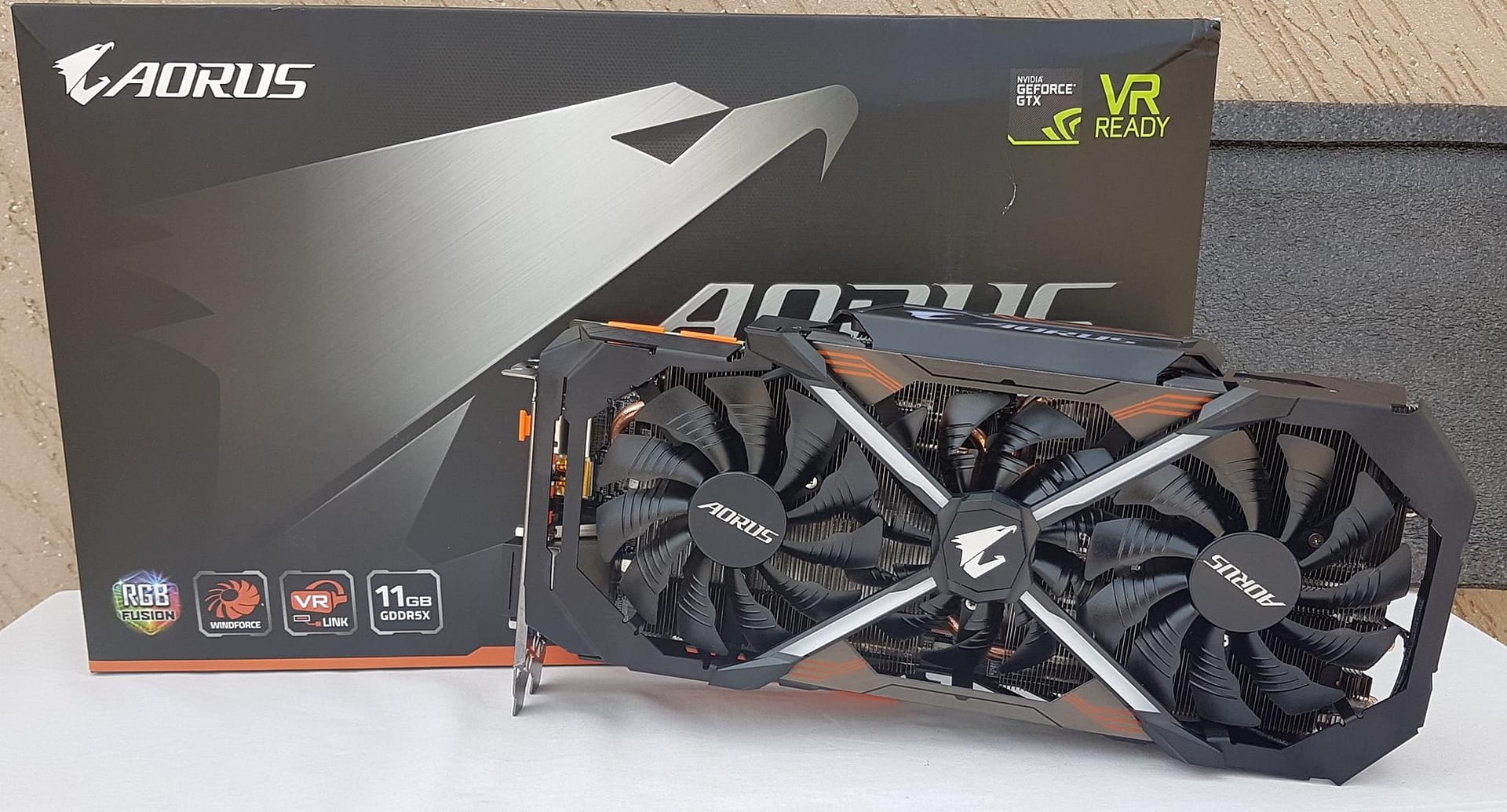 AORUS GeForce® GTX 1080 Ti 11G Review